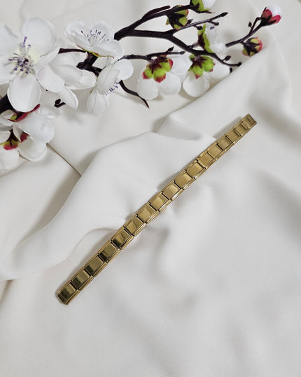 Gold Charm Armband