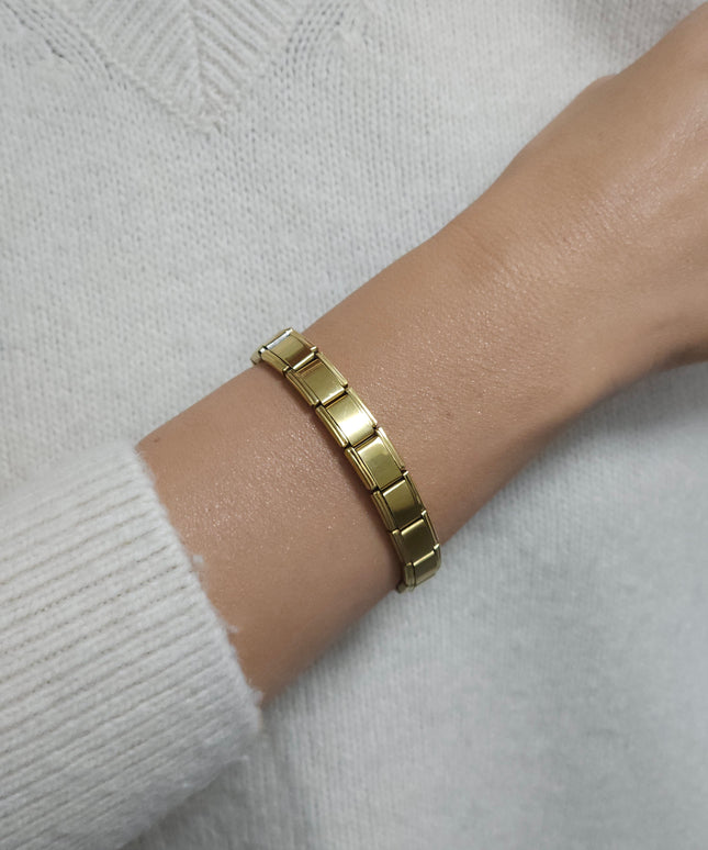 Gold Charm Armband